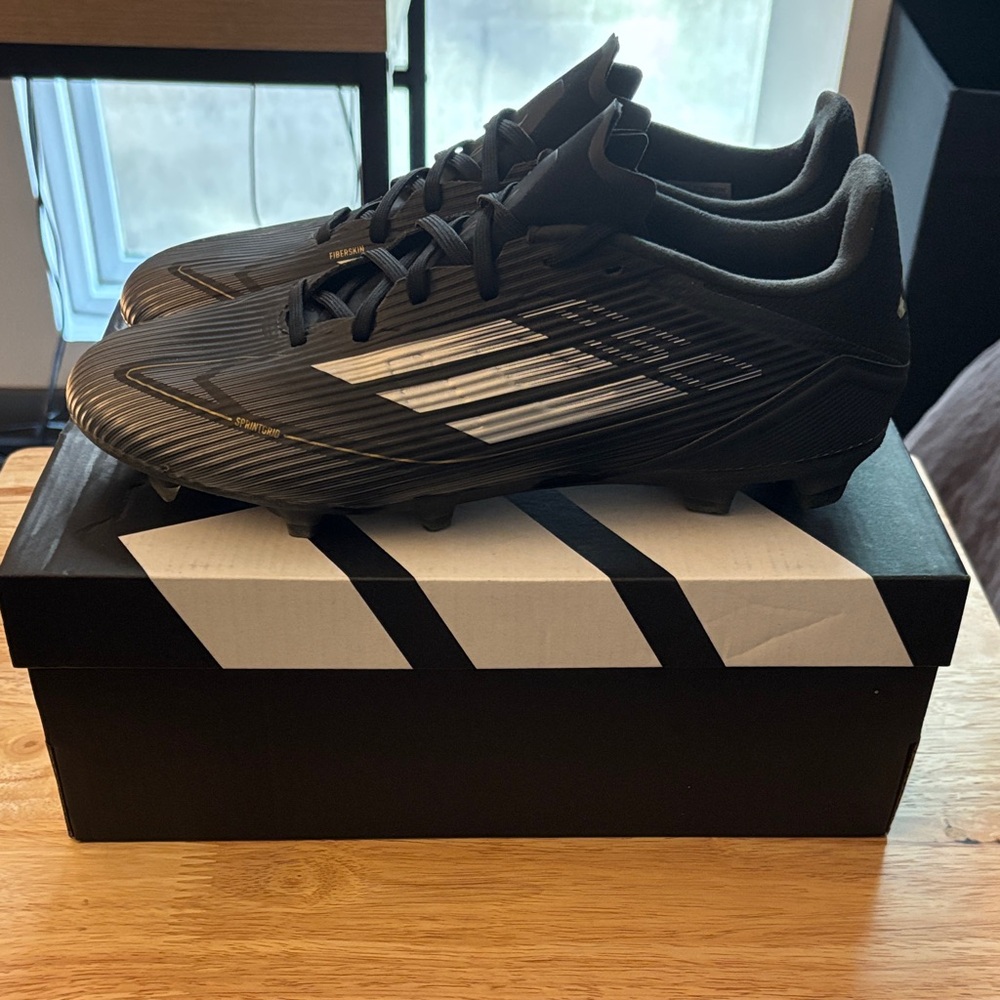 Adidas F50 Club FxG Soccer Cleats Size 10